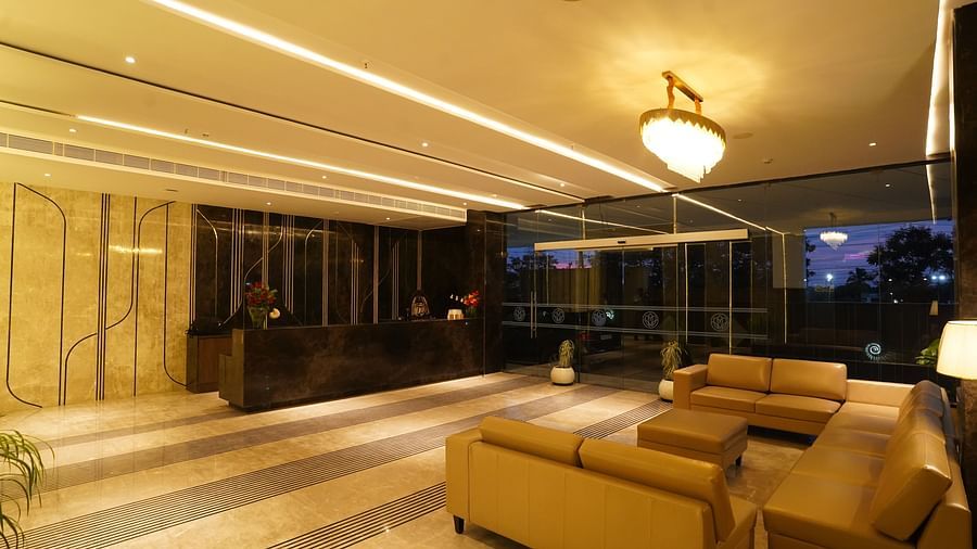 LOBBY - V Five Hotel