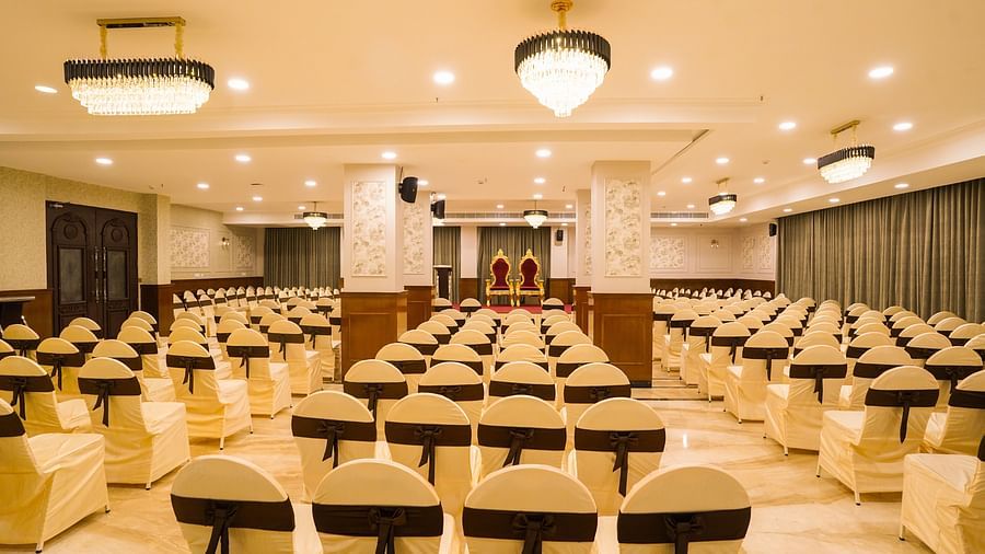 V Five Hotel - MAHARAJA hall