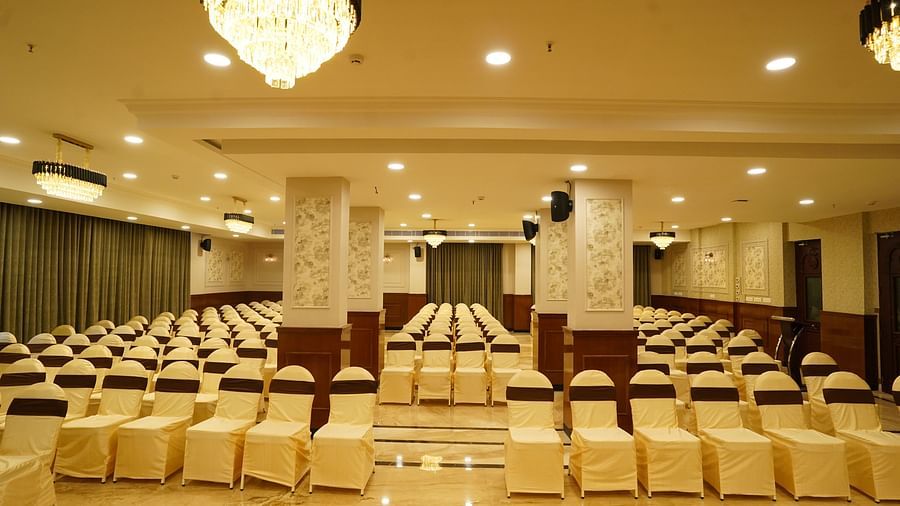 MAHARAJA 3 - V Five Hotel