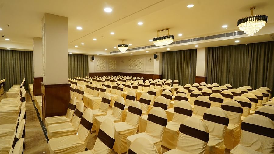 MAHARAJA 4 - V Five Hotel