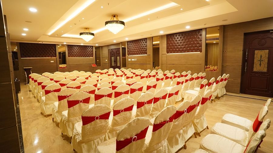 MAHARANI THEATER - V Five Hotel
