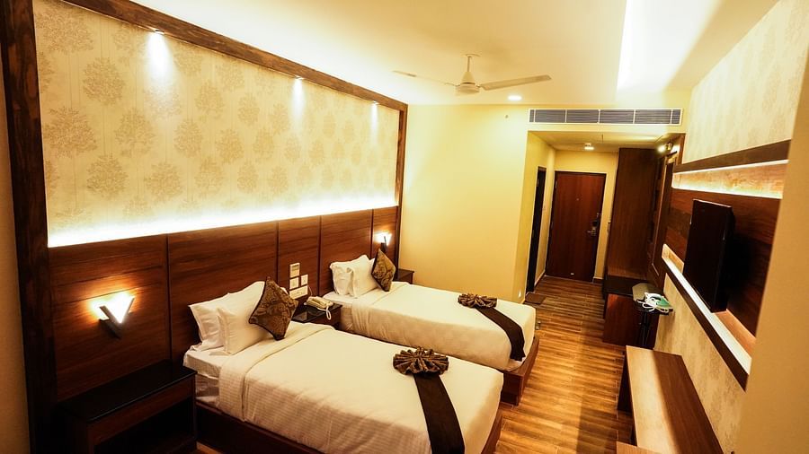 V Five Hotel - Full view of the Executive Room
