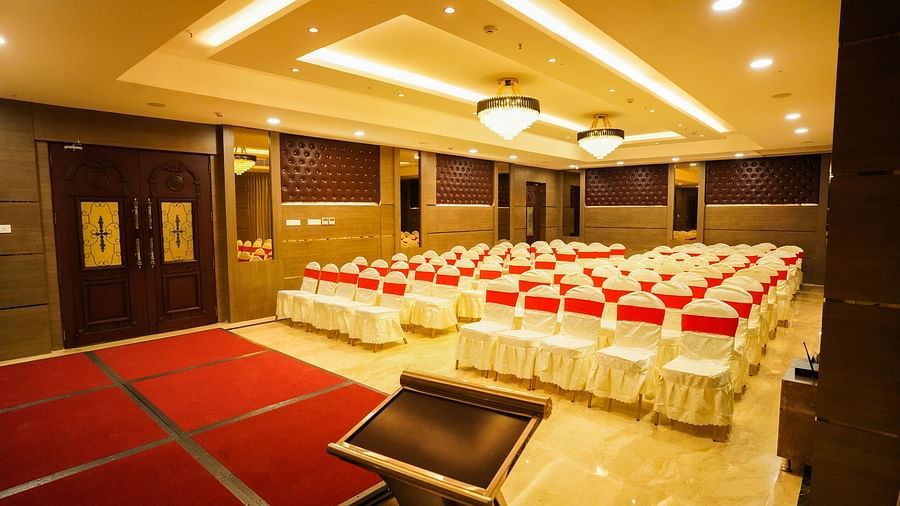 V Five Hotel - interiors of MAHARANI banquet conference hall