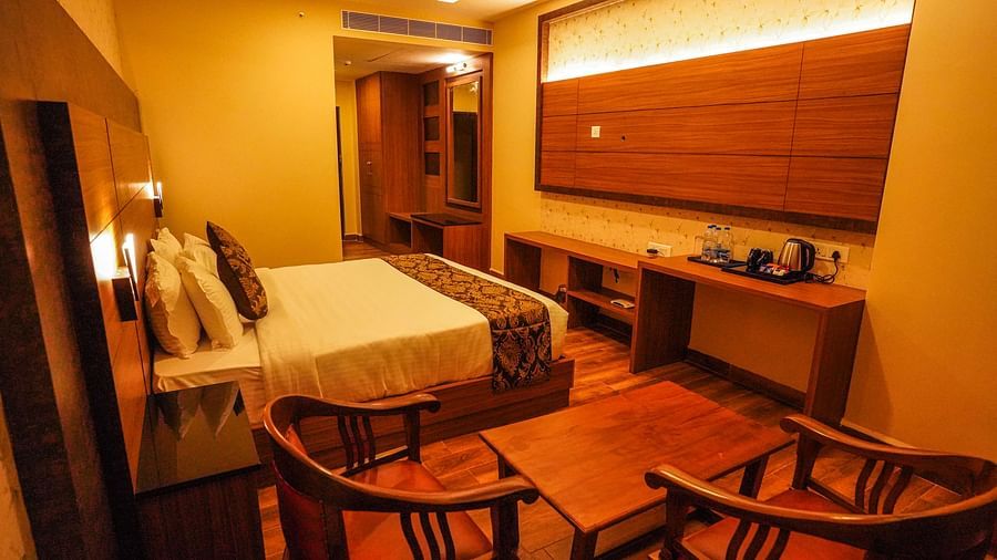 V Five Hotel - full view of Standard Room