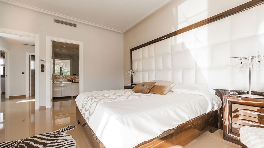rooms in Zirakhpur 