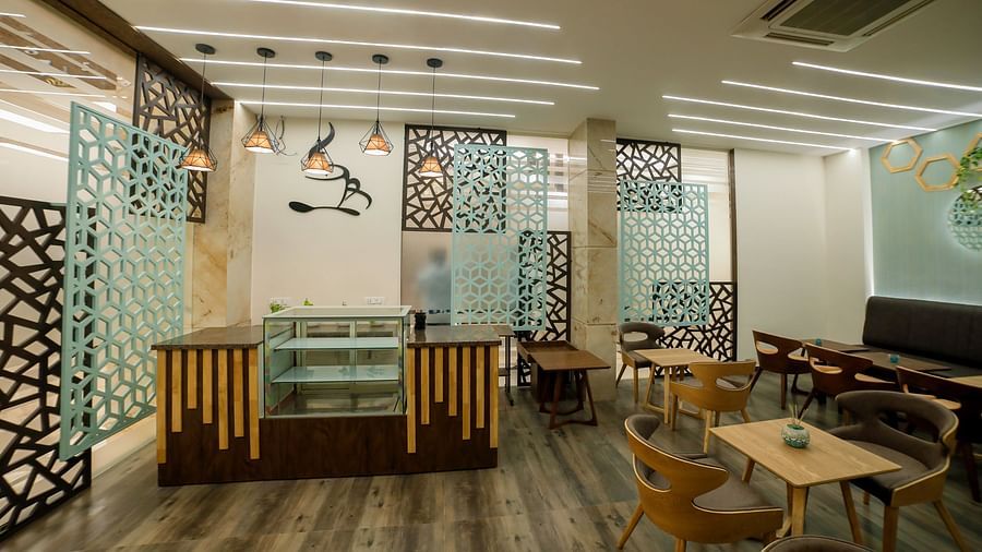 image of the fine dining restaurant in voyage annapurna de royal, guntur