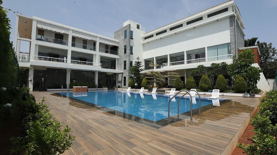 Swimming pool of VRR Hotel and Convention Centre