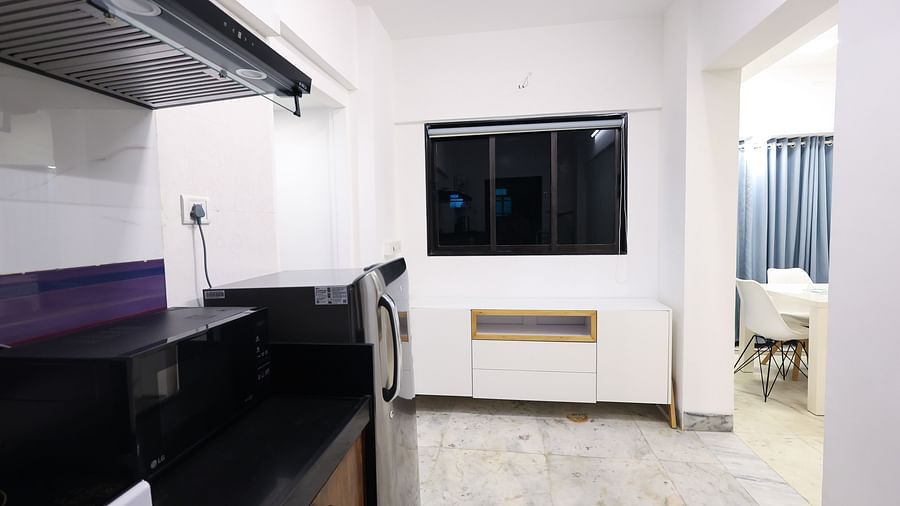 Kitchen of room 401 at Wabi-Sabi Juhu 2