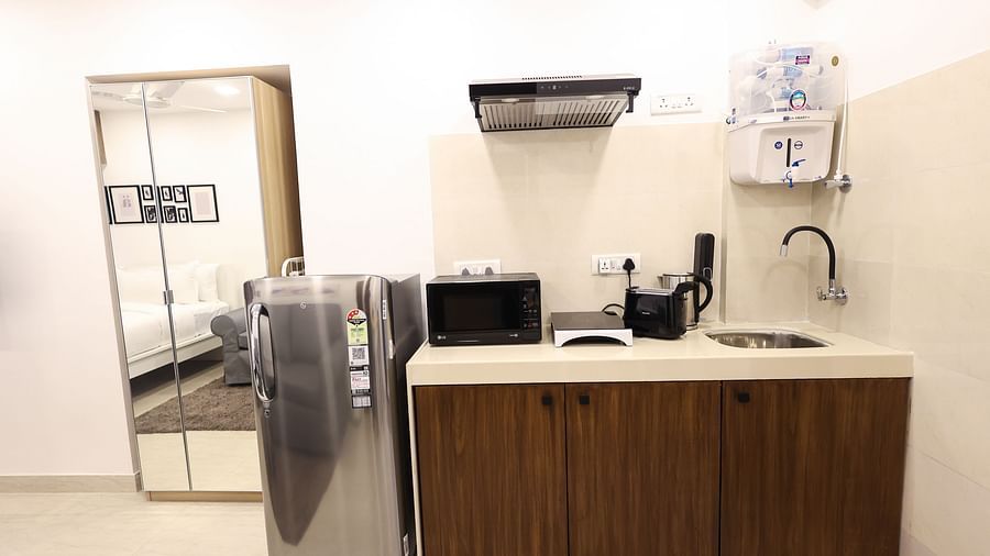 Kitchen of room 402 3001 5001 at Wabi-Sabi Juhu 1