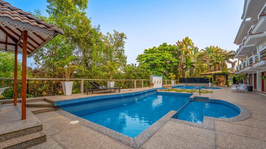 pool (5)