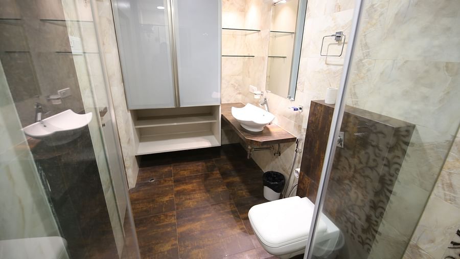 the washroom of the luxury cottages in Lonavala - Zara's Resort 1