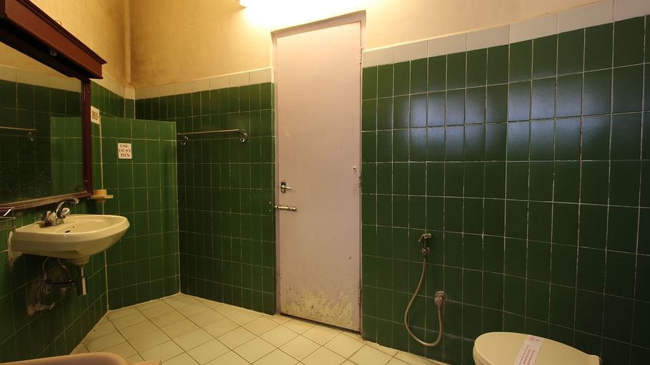 Hotel Darshan Palace, Mysore Mysore Suite washroom 2 Hotel Darshan Palace Mysore