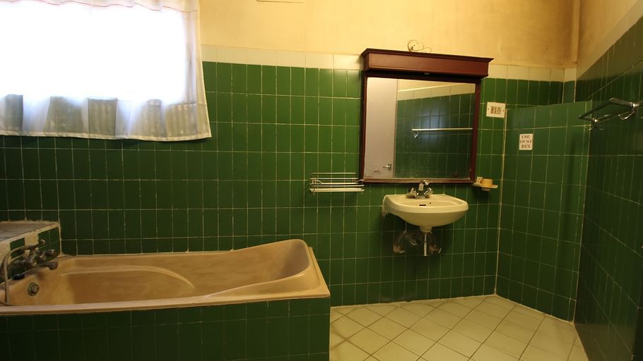 Hotel Darshan Palace, Mysore Mysore Suite washroom Hotel Darshan Palace Mysore