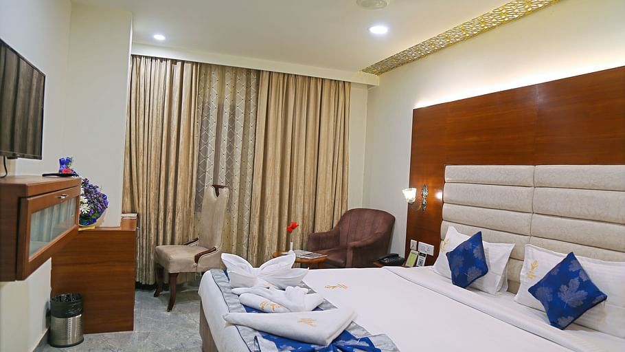 SUPERIOR ROOM
