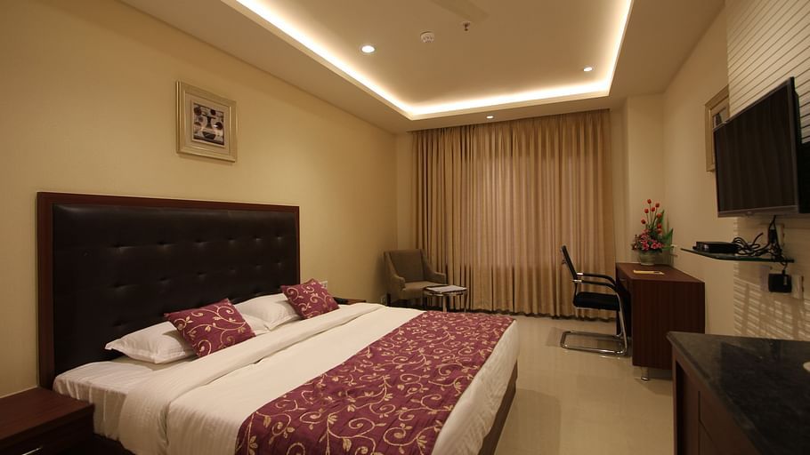 SUPERIOR ROOM