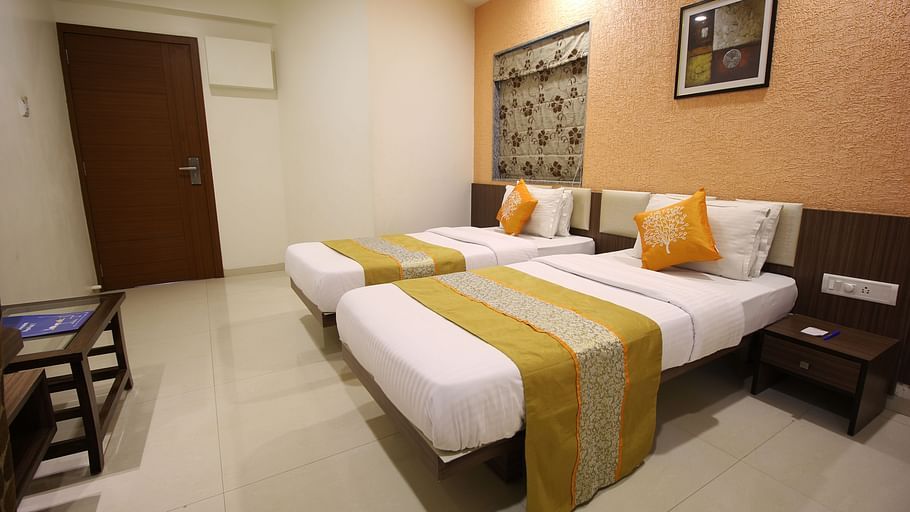 Superior Room Hotel Jyoti - Rajkot Gujrat 16