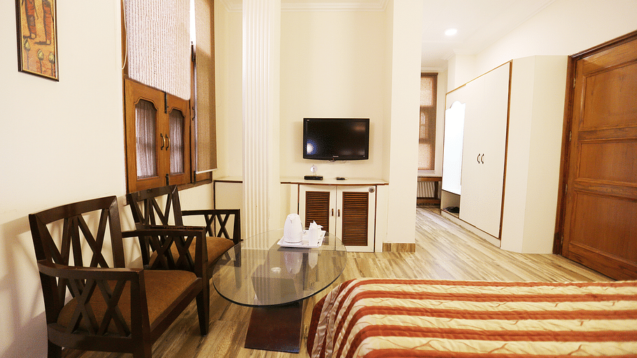 Hotel Pals Inn, Patel Nagar, New Delhi New Delhi Maharaja Classic Suite Hotel Pals Inn Patel Nagar New Delhi 3