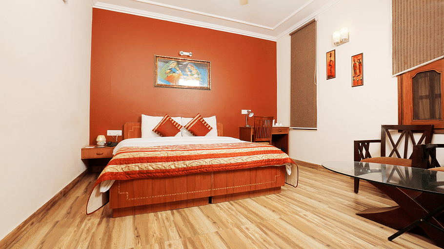 Hotel Pals Inn, Patel Nagar, New Delhi New Delhi Maharaja Classic Suite Hotel Pals Inn Patel Nagar New Delhi