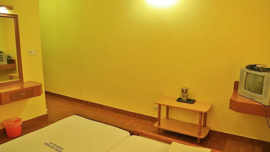 Hotel Srinivas, Kochi Cochin Single AC Room Hotel Srinivas Inn Kochi 2