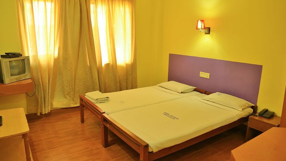 Hotel Srinivas, Kochi Cochin Single Non-AC Room Hote Srinivas Kochi 2