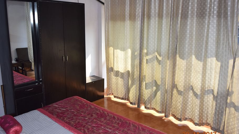 Deluxe Double A/C Room at Hotel Trishul, Haridwar, Hotels near Railway station in haridwar
