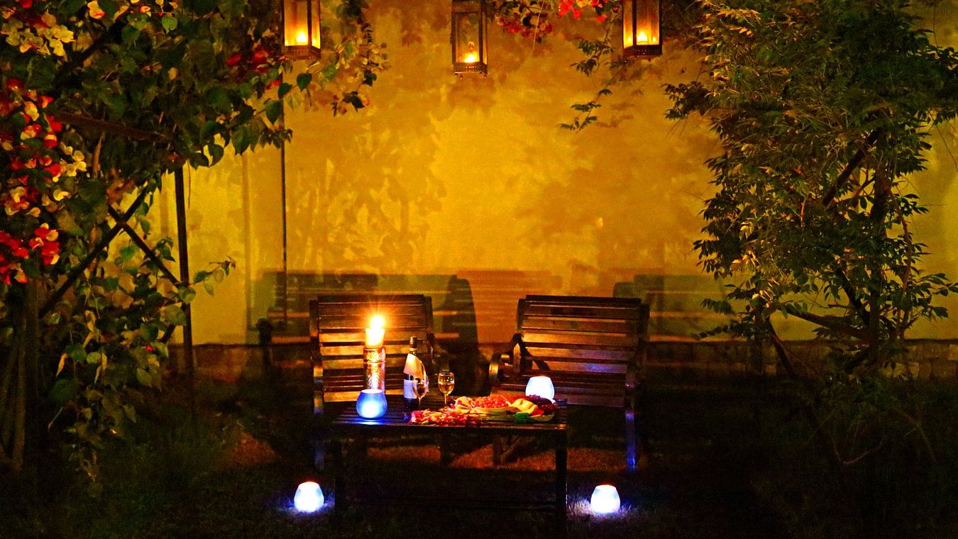 private dining- The Golden tusk, jim corbett