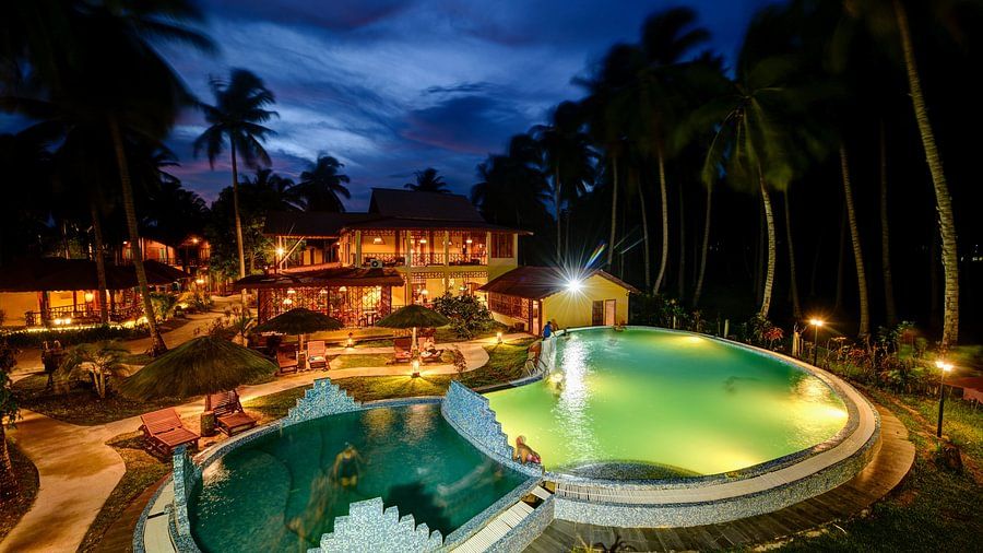 swimming pool at Silver Sand Beach Resort