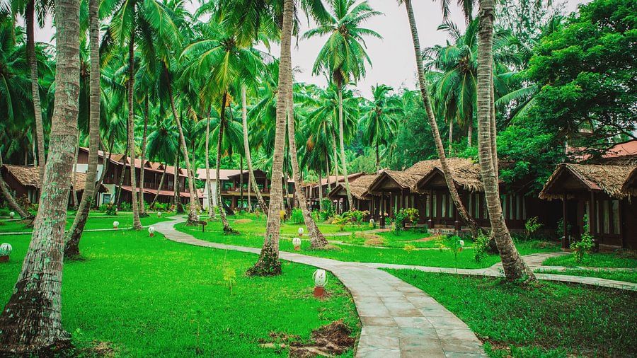 Silver Sand Beach Resort Surroundings