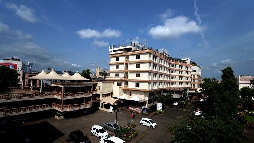 Facade at Hotel Daspalla Vishakapatnam
