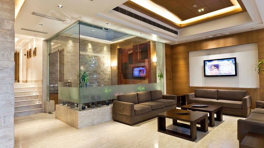 lobby-Interior-Hotel Saket 27 New Delhi-Best Delhi Hotels 6