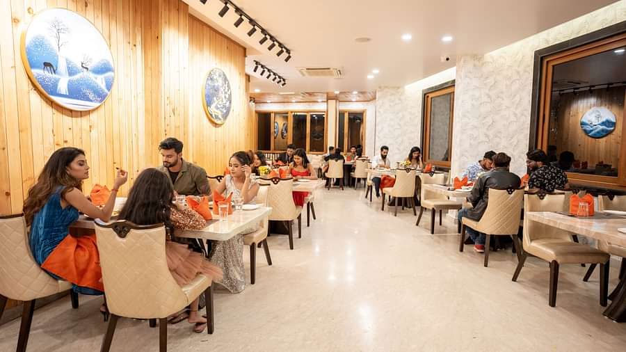 Grand Dining