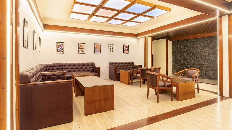 bar