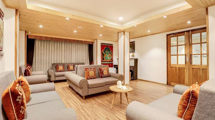 COMMON AREA 2