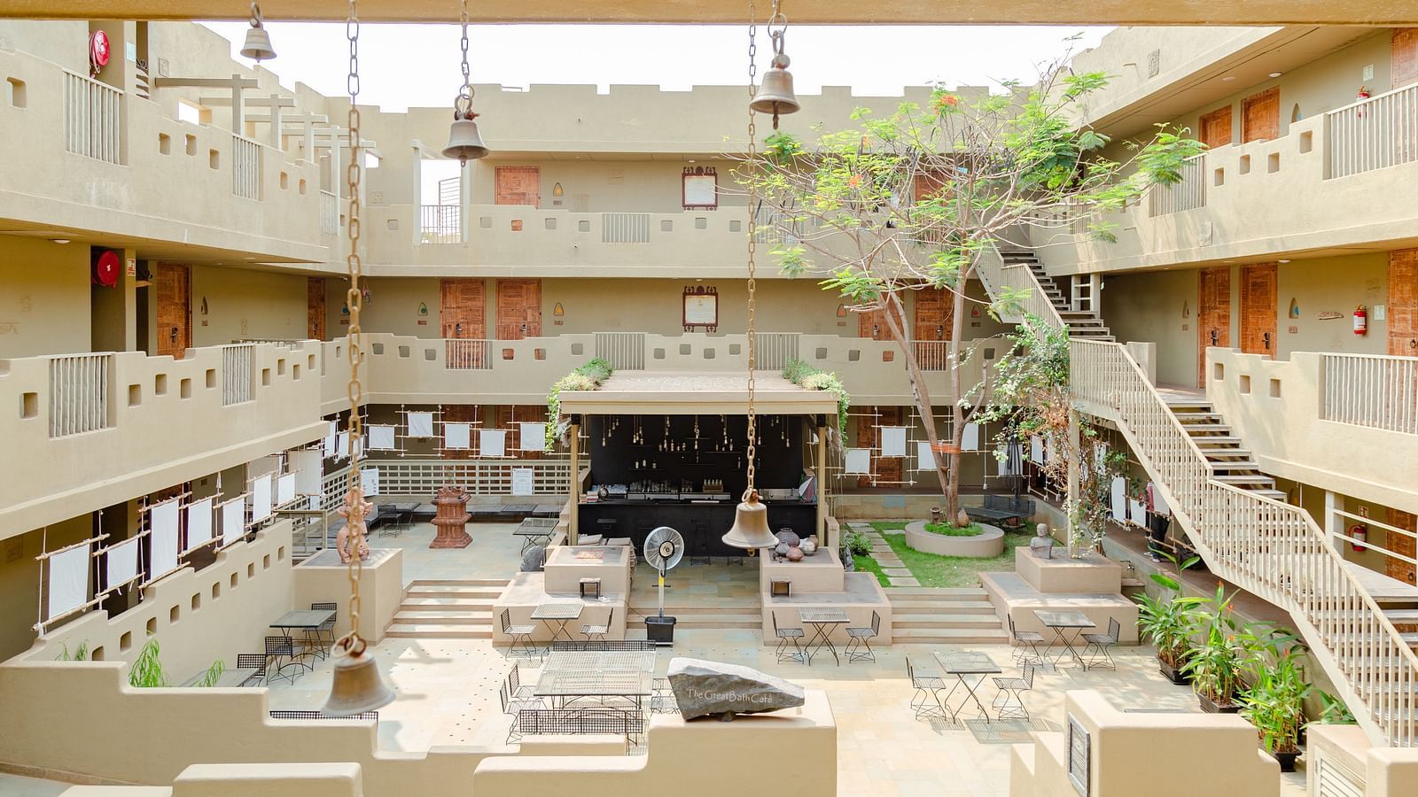 Exterior image of 3102bce