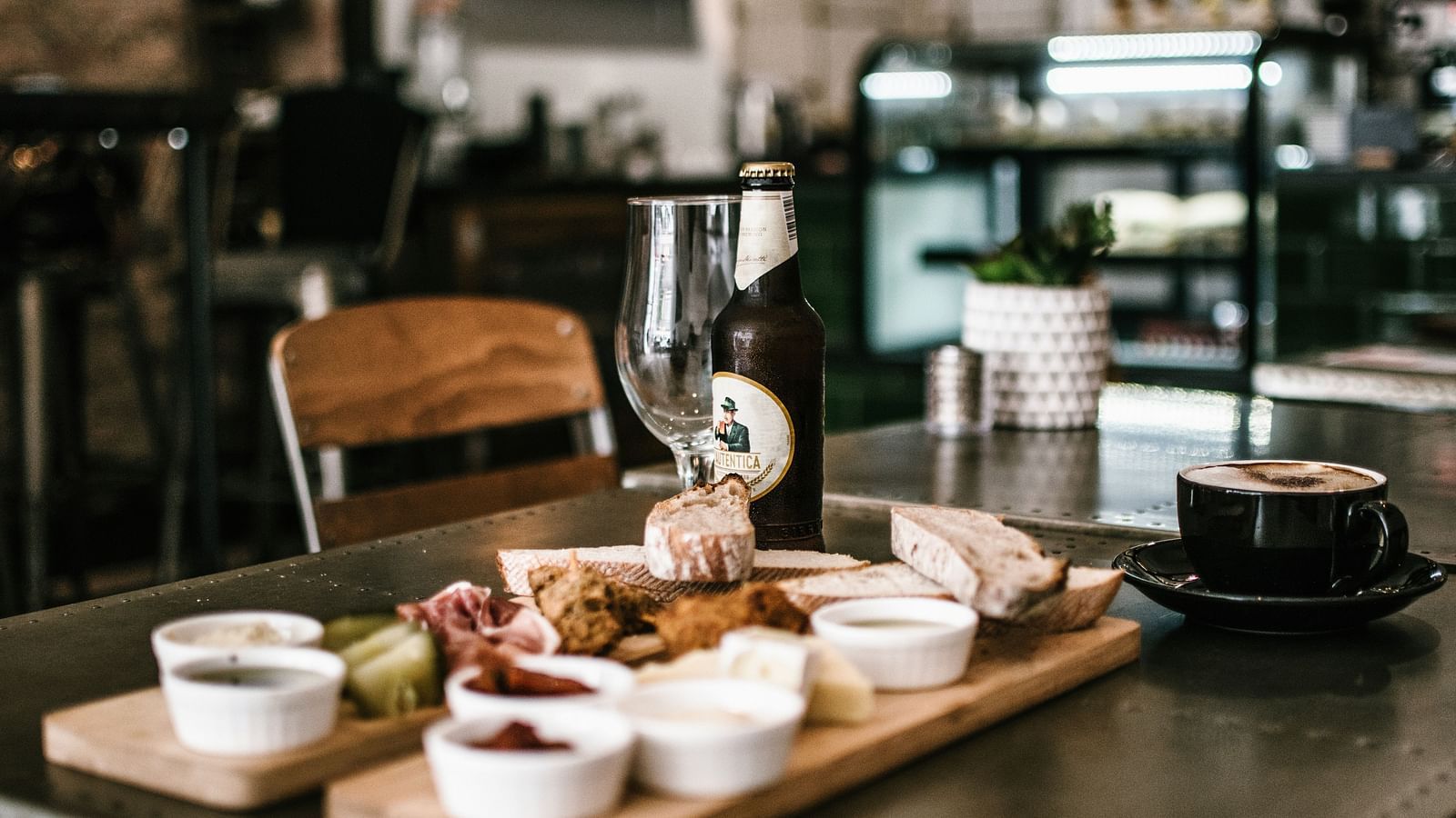 A table in a cafe with breakfast items