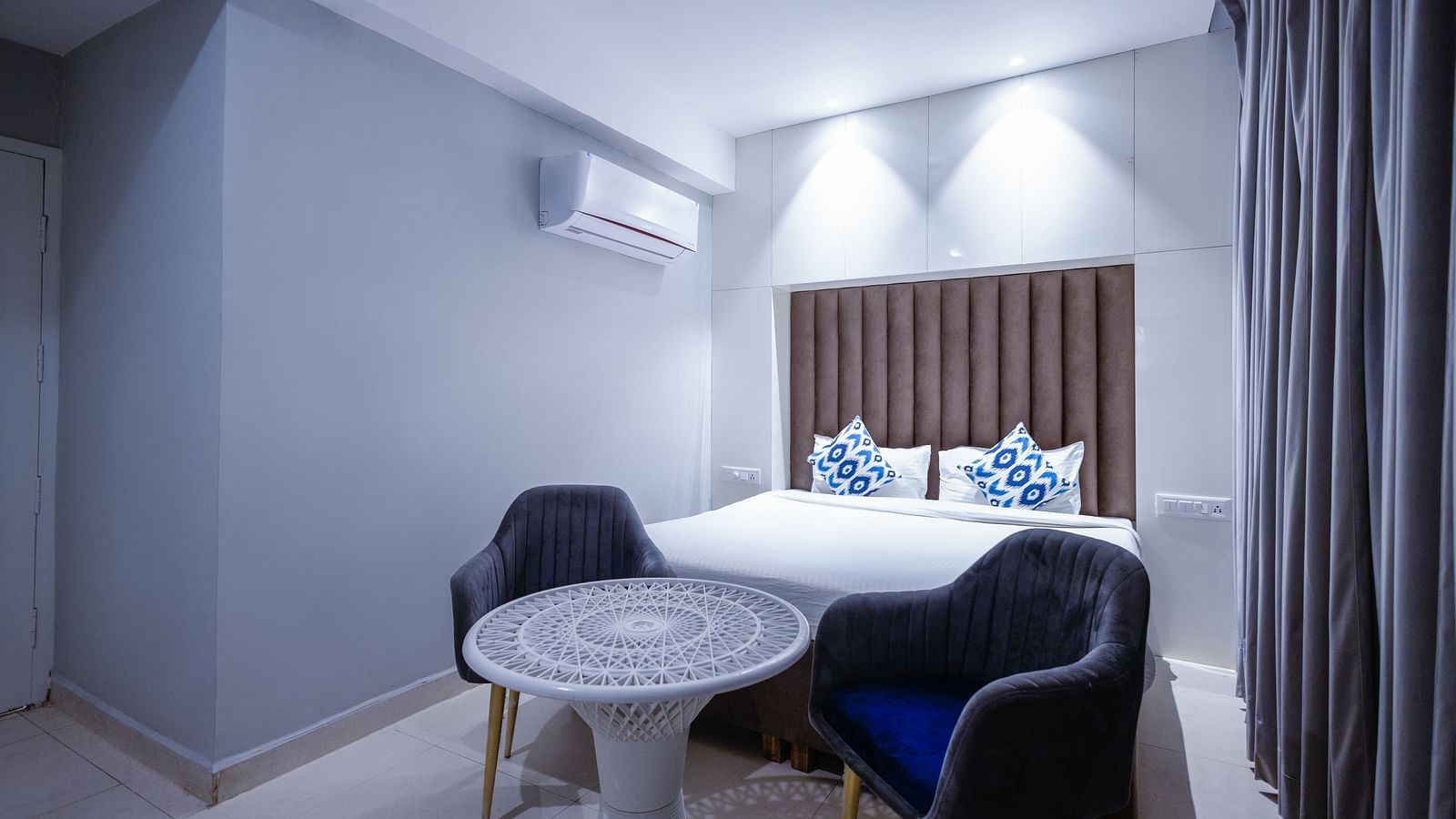 19 RoomExecutive2 0Z9A9512
