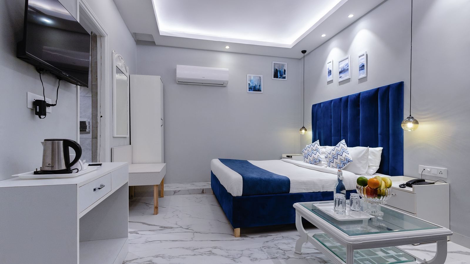 2 RoomClub2 0Z9A9245
