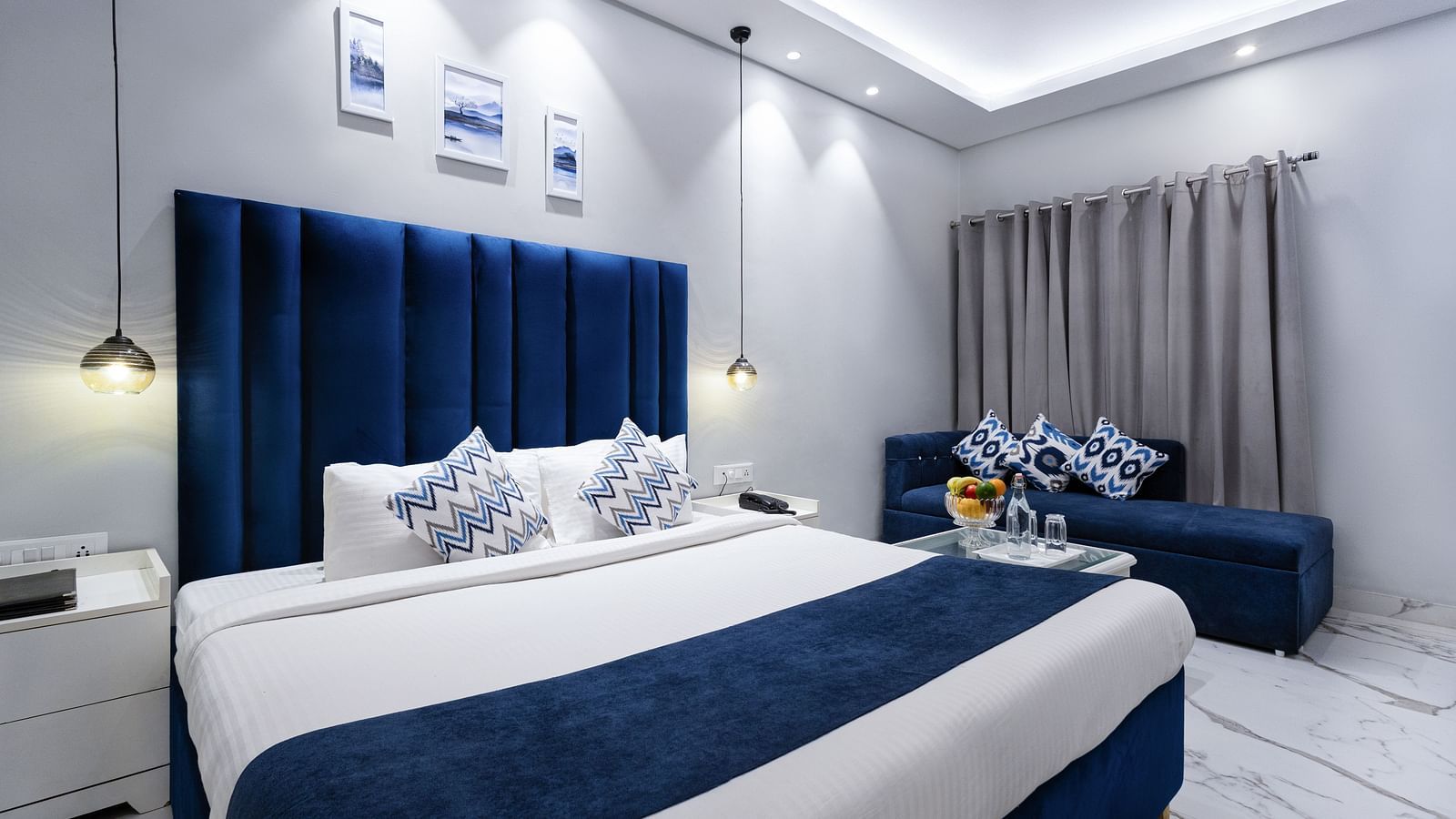 4 RoomClub4 0Z9A9251 - Copy