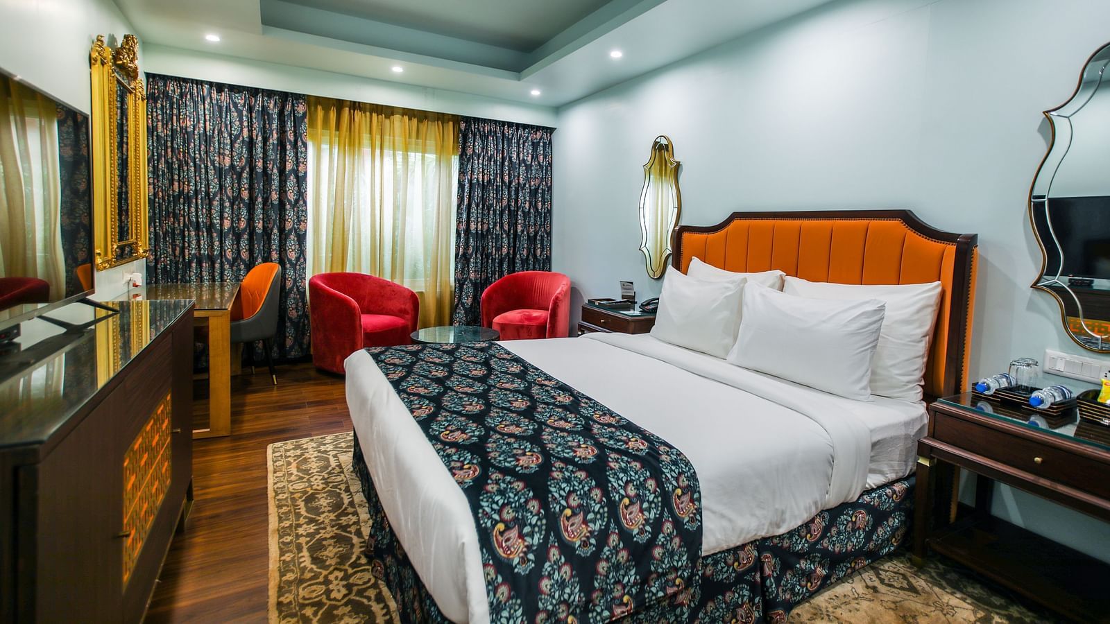Suite room