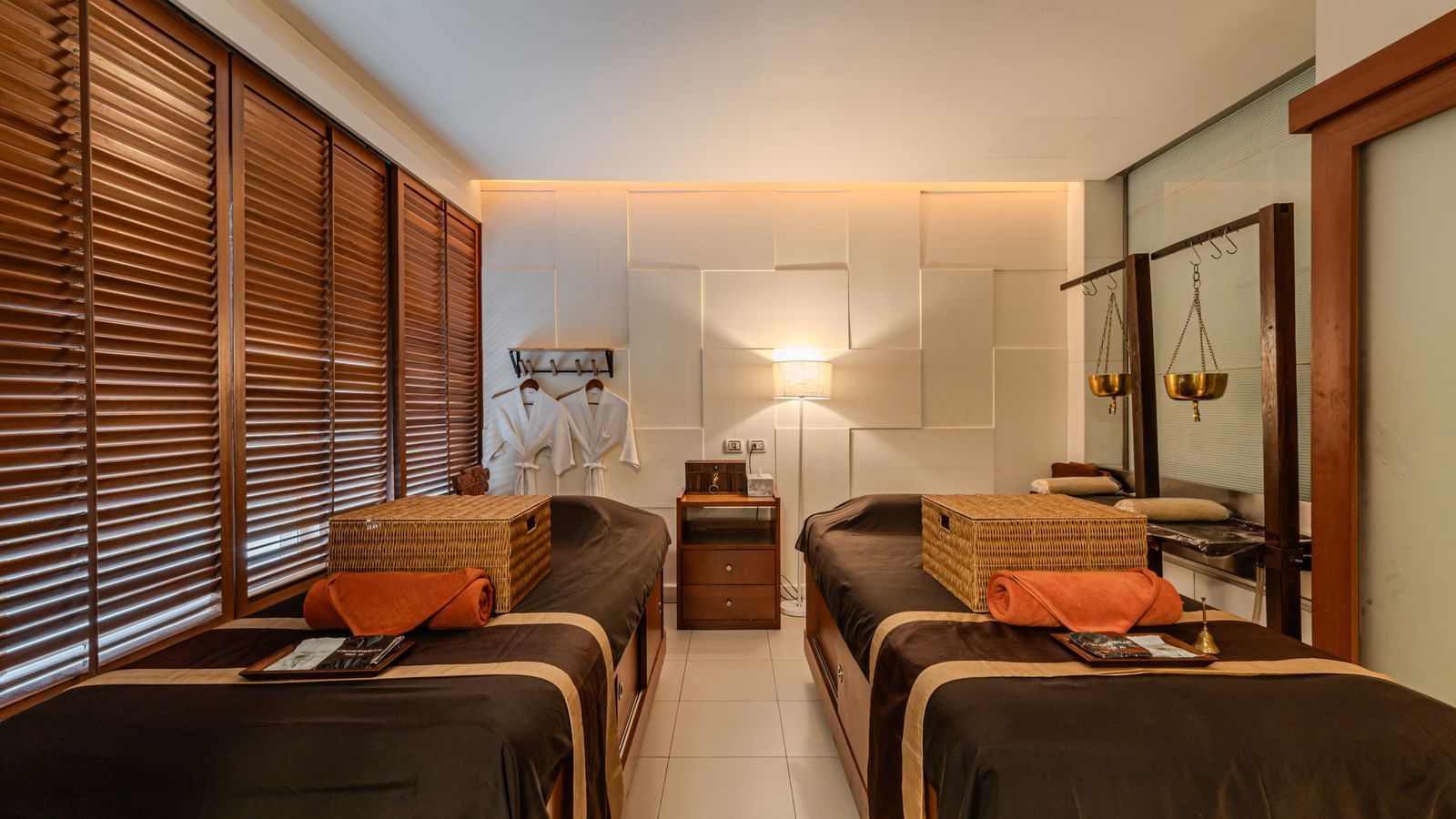 An overview of the massage tables inside Coran Boutique Spa - Night Hotel Bangkok, The Best Luxury Spa in Bangkok