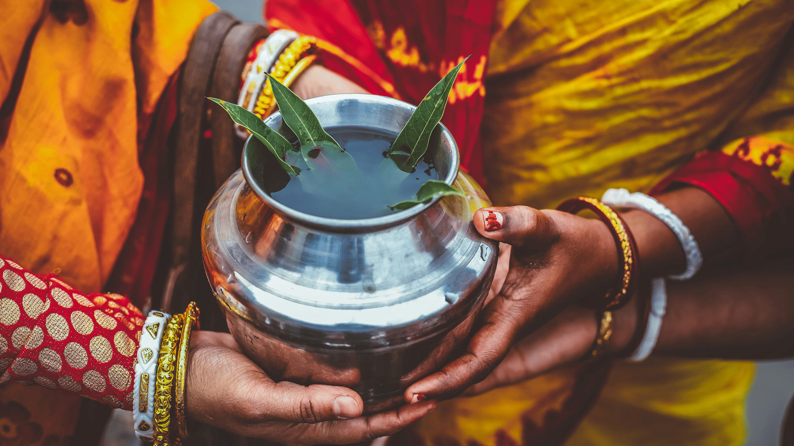 pexels-sadman-1911580