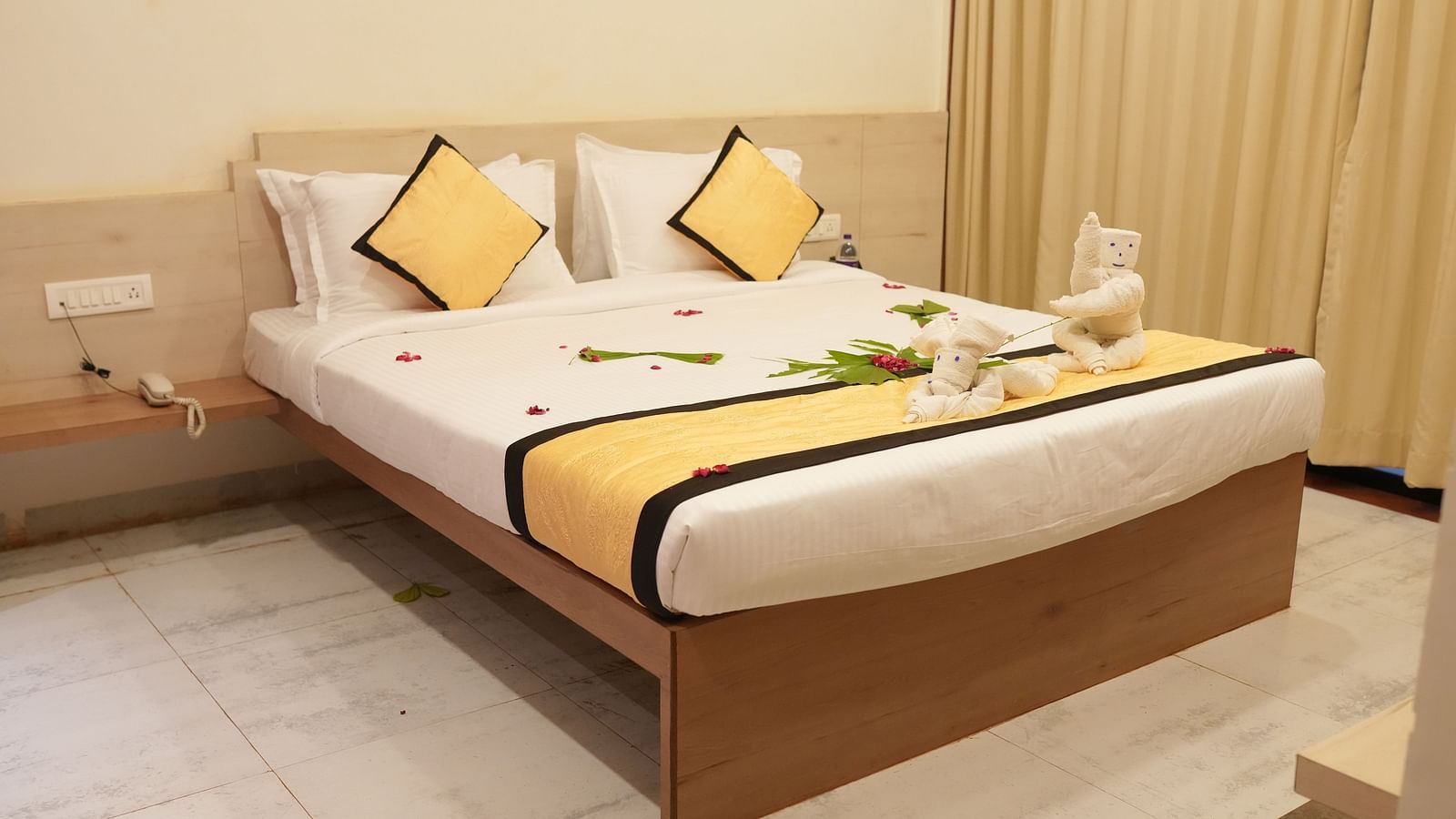 Deluxe Room2