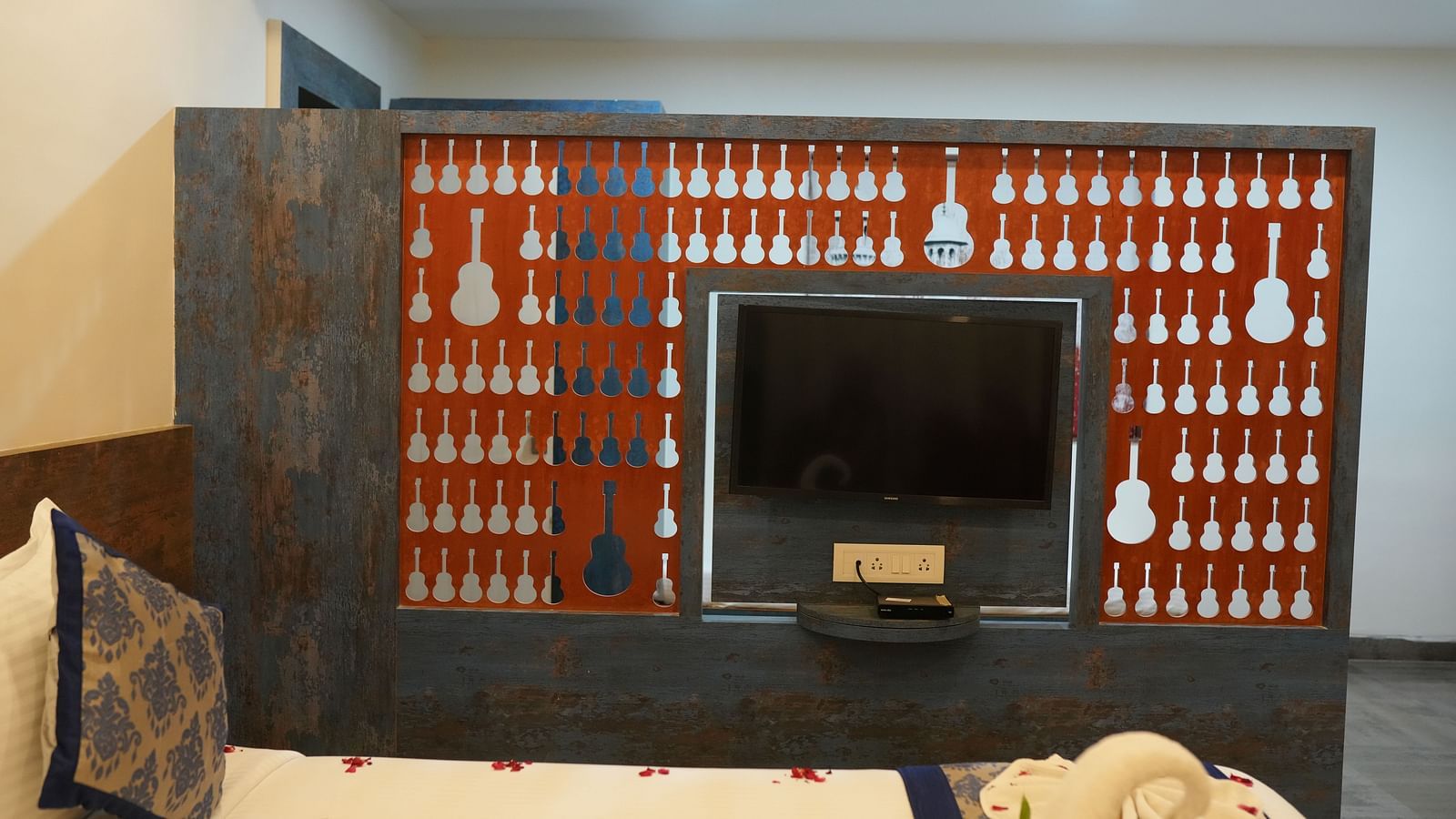Suit Room (Rhythm)2