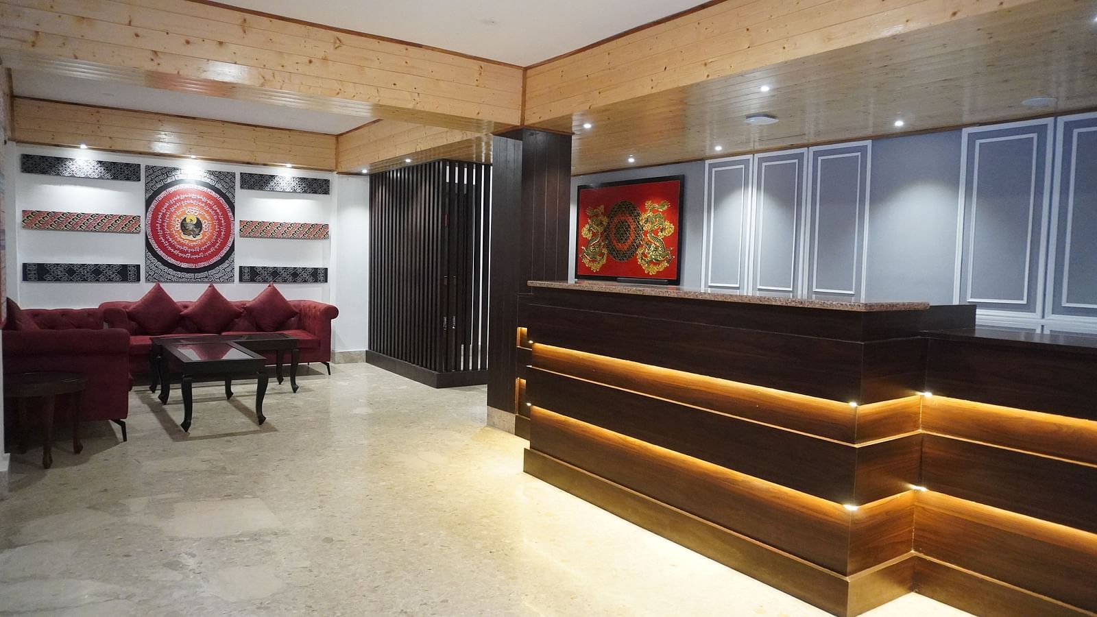 reception desk at Sumitel Pelling, Geyzing