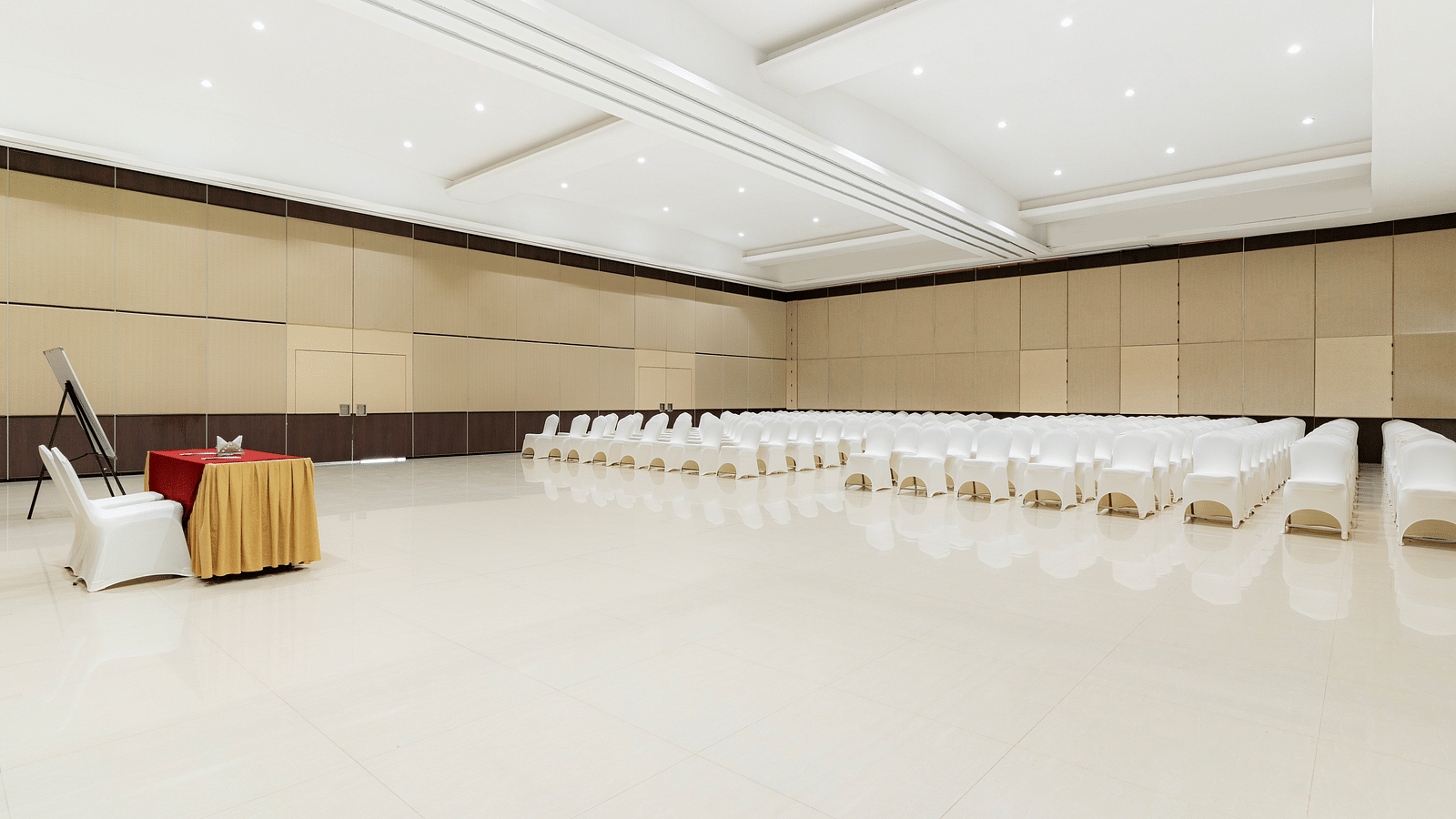 TULIP HALL 2