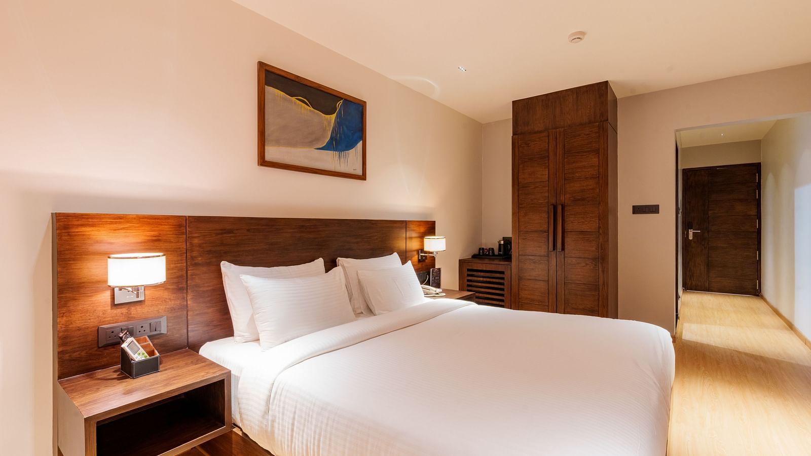 Superior Room at Visthara - Urban Boutique Hotel 2