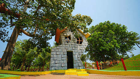 CROOKED HOUSE