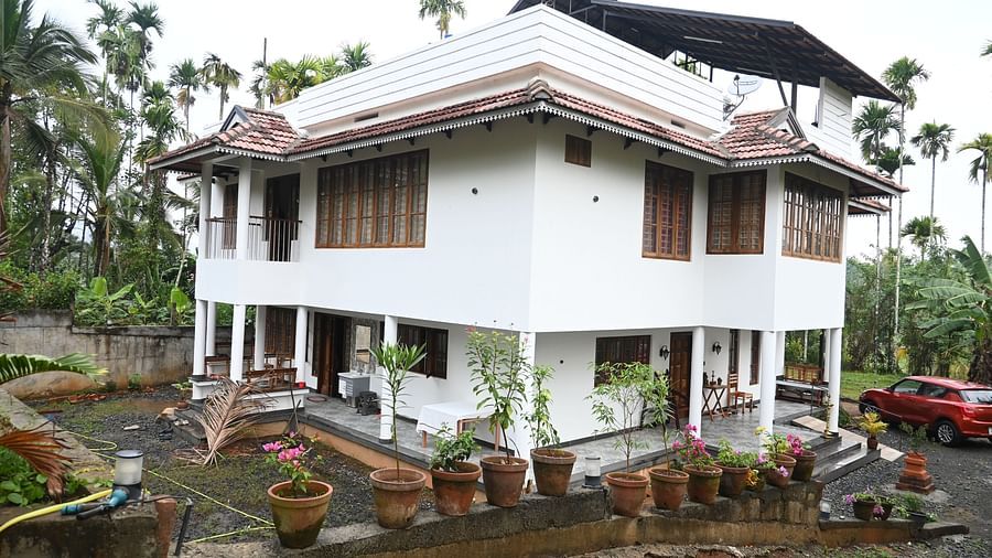 Broad view of the Facade of Ananda Holiday Home, Wayanad