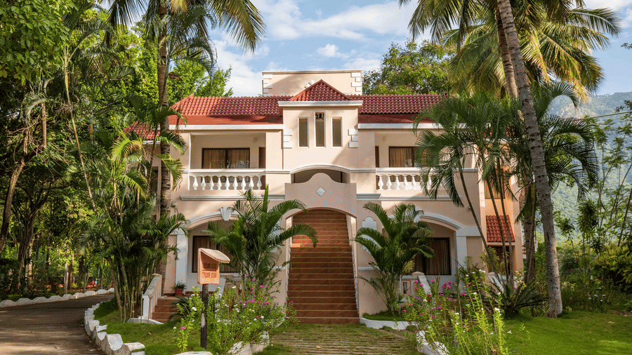 Avana Resort