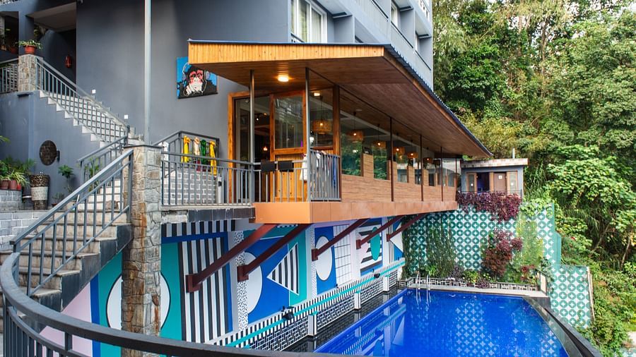 Image of the swimming pool in front of Mad Monkey at Avianna Ganagtok Resort and Spa